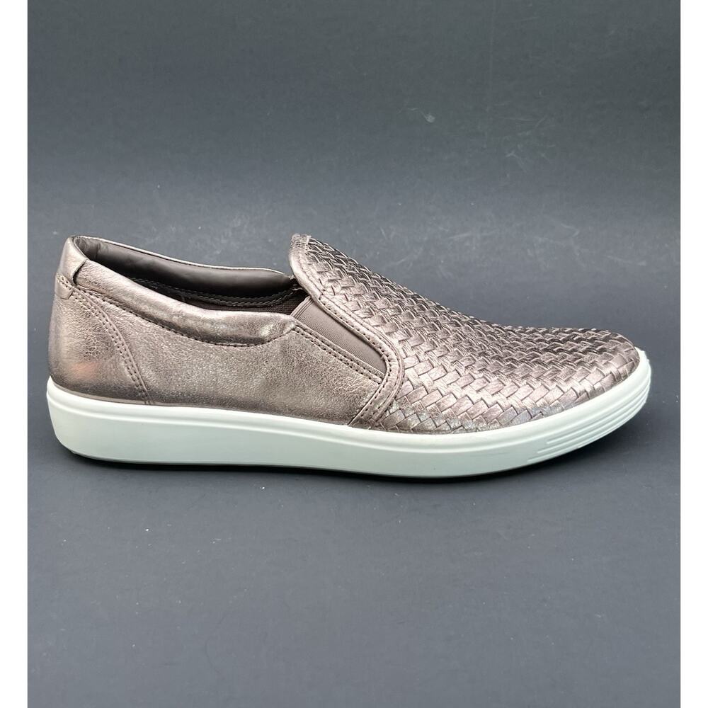 ECCO Soft 7 Slip-On Leather Bronze Sneakers Women's Size 9 US - Picture 5 of 13